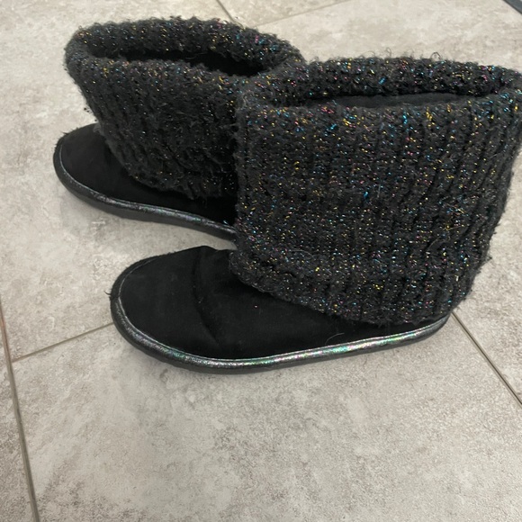 girls black boots SZ 4 - Picture 3 of 5